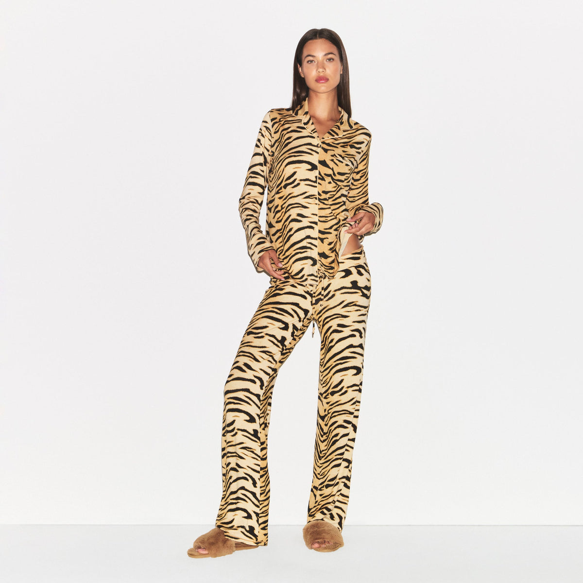SKIMS SLEEP LONG SLEEVE BUTTON UP SET | BRONZE TIGER PRINT